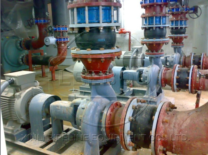 大樓供水系統(tǒng)專用配套液壓<a href=http://www.xinligd.com target=_blank class=infotextkey>橡膠接頭</a>