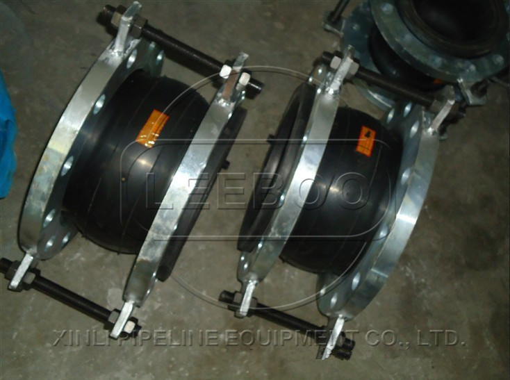 不銹鋼耐油液壓<a href=http://www.xinligd.com target=_blank class=infotextkey>橡膠接頭</a>發(fā)貨現(xiàn)場(chǎng)